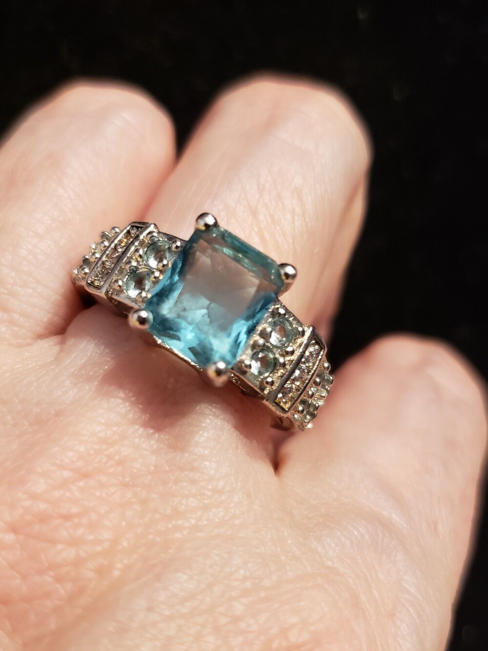 NEW Sterling Stamped S925 emerald-cut Aquamarine, Size 10 Flanked W/smaller Aqua - Picture 3 of 8